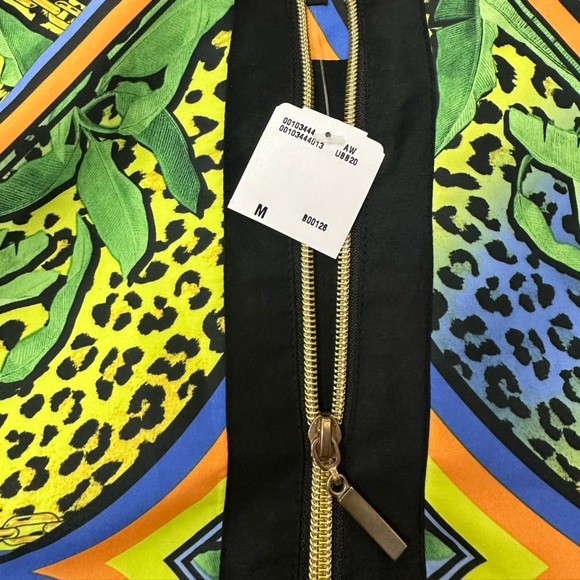 Forever 21 retro tropical animal print windbreaker jacket. Sz. M - Picture 5 of 5